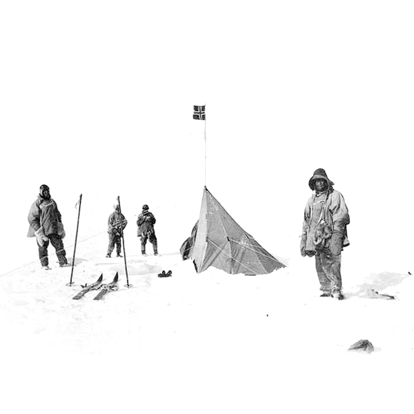 Команда Скотта у норвежского полхейма